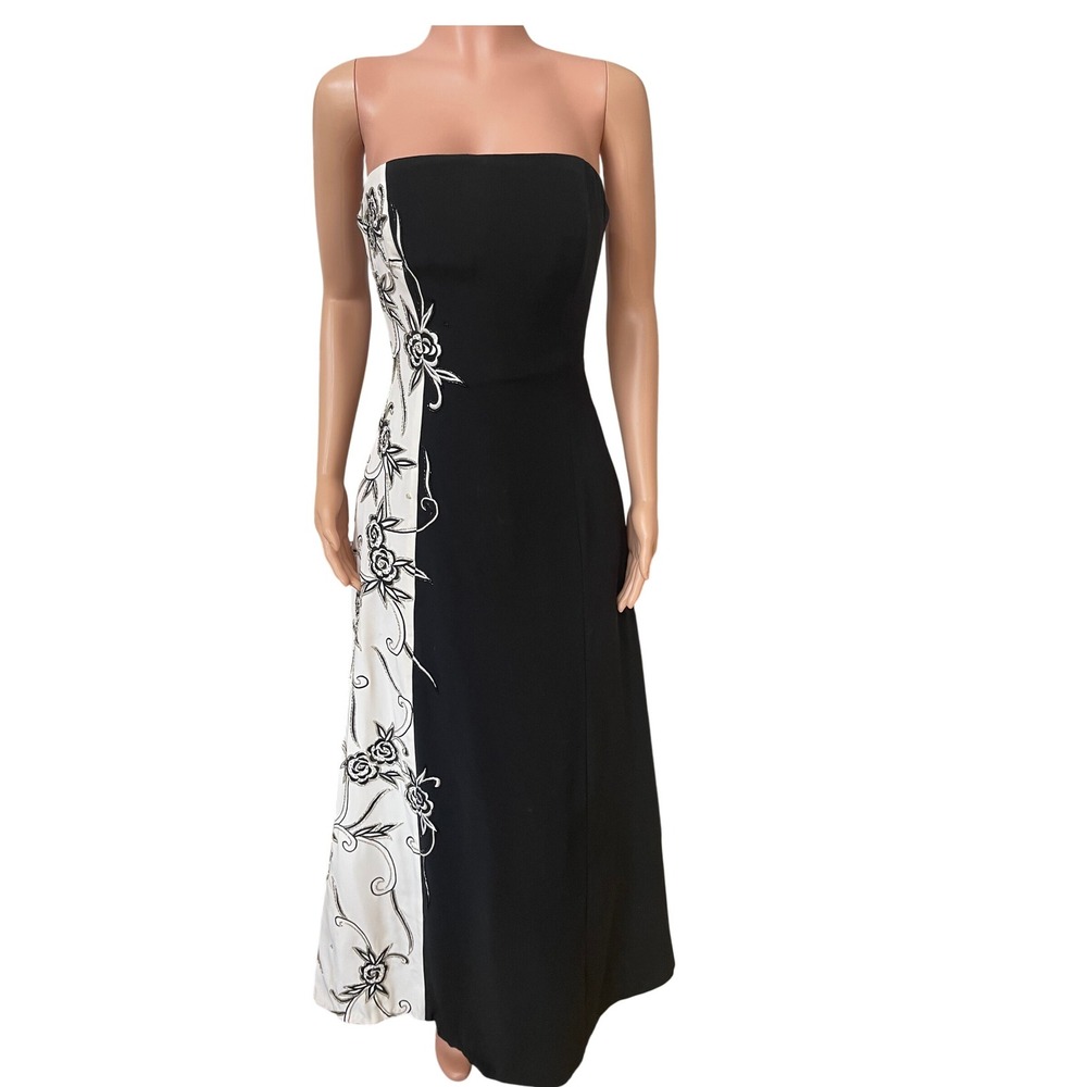 Vintage Jovani‎ Black White Formal Gown,  SZ 2, Prom, embroidered & beading rare
